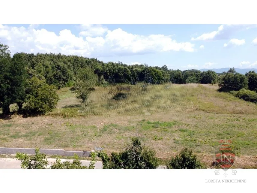 Građevinsko zemljište 3890 m2, Pićan, Istra - cover