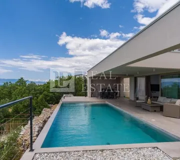 ŠMRIKA - moderna vila s bazenom - Šmrika, Kraljevica