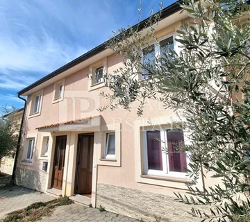 OTOK KRK, OKOLICA MALINSKE - kuća u nizu - Malinska, Malinska-Dubašnica