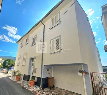 CRIKVENICA - apartmanska kuća s otvorenim pogledom na more