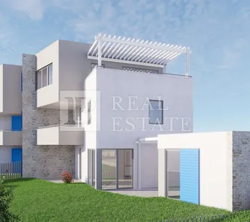 POVILE - trosobni stan s vrtom i ljetnom kuhinjom (novogradnja) - Povile, Novi Vinodolski