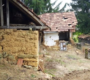 STARA KUĆA ZA RUŠENJE Slivarsko, 108.00 m2!! - cover