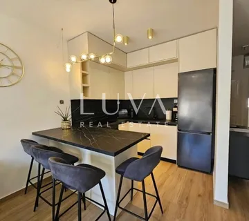 Dubrovnik, novogradnja, 3s stan 77 m2, na prodaju - Komolac, Dubrovnik