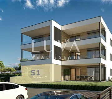 Otok Pag, Mandre, prizemni apartman s privatnim vrtom, 84 m² - Mandre, Kolan