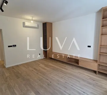 Zagreb, Britanac, novouređen stan 70m2 + parking na prodaju - cover