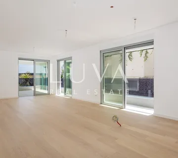 Opatija, luksuzna novogradnja s pogledom na more, stan NKP 108,97 m2