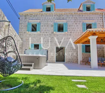Luksuzna kuća blizu mora u Cavtatu na prodaju - Cavtat, Konavle