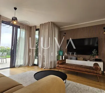 Zagreb, Blato, luksuzna kuća za najam