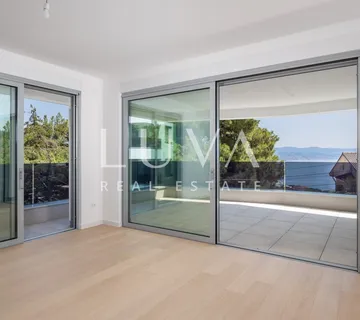 Opatija, luksuzna novogradnja s pogledom na more, stan NKP 109,73 m2