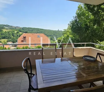 Zagreb, Gornje Prekrižje, luksuzan 4s stan s vrtom i garažom, 230m2