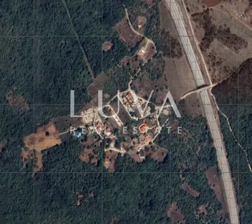 Istra, Poreč, građevinsko zemljište 926m2 na prodaju - Matulini, Poreč