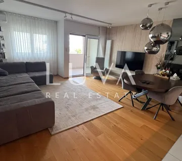 Zagreb, Trešnjevka, novogradnja 3s stan 88m2 + 2 garaže - cover