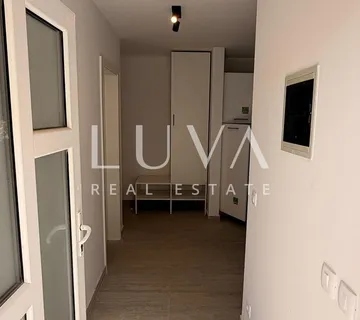 Novigrad, Istra, dvosoban stan s terasom, 1.500 m od mora, 39 m² - Novigrad, Novigrad