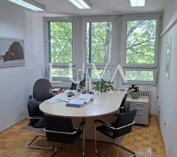 Zagreb, Folnegovićevo naselje, poslovni prostor 650m2, najam