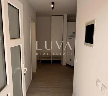 Novigrad, Istra, dvosoban stan s terasom, 1.500 m od mora, 39 m² - Novigrad, Novigrad