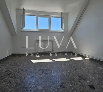 Sesvete, centar, novouređeni poslovni prostor 144m2 za najam - cover