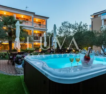 Krk, Malinska, kuća, mini hotel, prvi red do mora na prodaju - cover