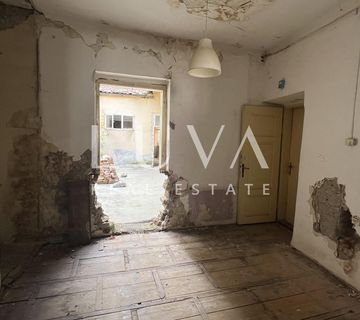 Zagreb, Centar, Radićeva, stan 100m2 za adaptaciju - cover