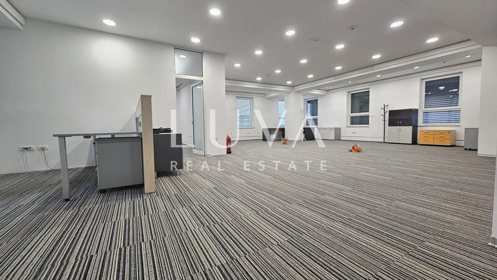 Zagreb, Kamenarka, poslovni prostor 150m2 za najam - cover