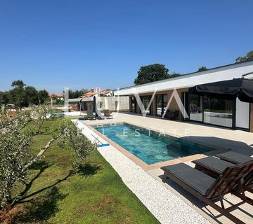 Istra, Labin, prodaje se moderna vila s bazenom i dva stana, 176 m2 - cover