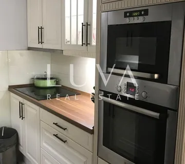 Split, Sućidar, prodaja velikog i kompletno uređenog stana 86 m² - cover