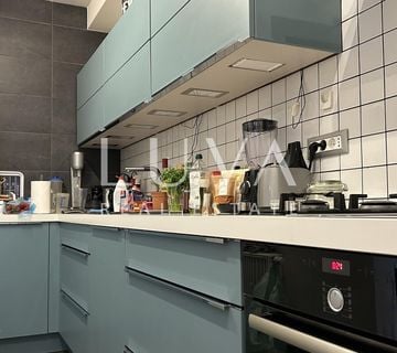 Zagreb, Kvaternik Plaza, trosoban stan 100m2, prodaja - cover