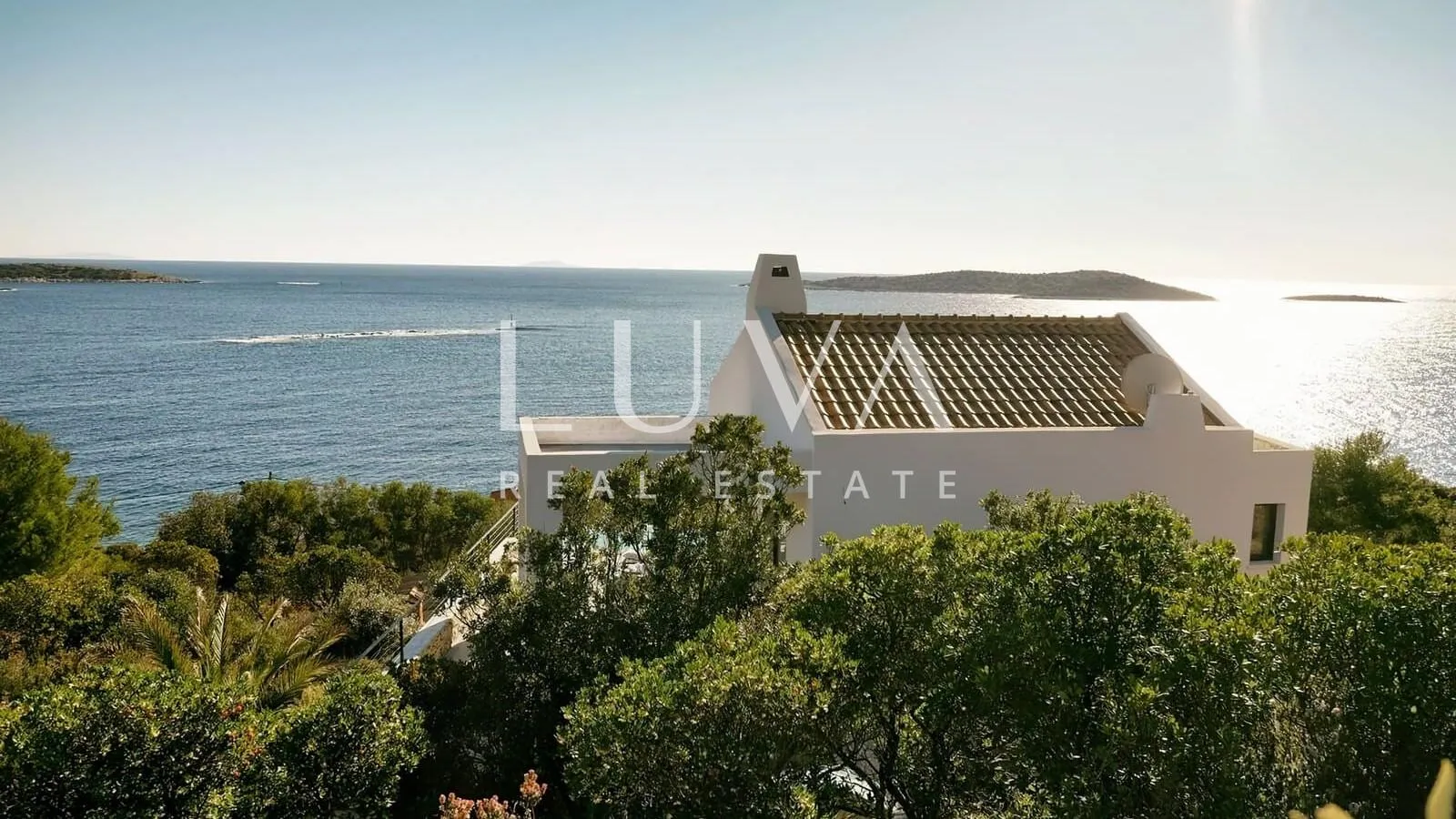 Vis, luksuzna vila s bazenom blizu mora na prodaju - cover