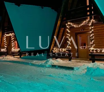 Bjelolasica, resorts s 3 kuće za odmor, investicija - cover