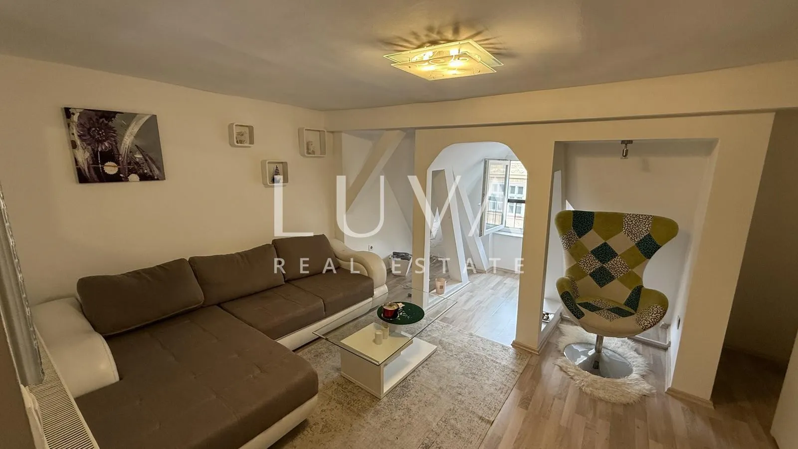 Zagreb, centar, jednosoban stan u skalinskoj ulici,  48 m2 - cover