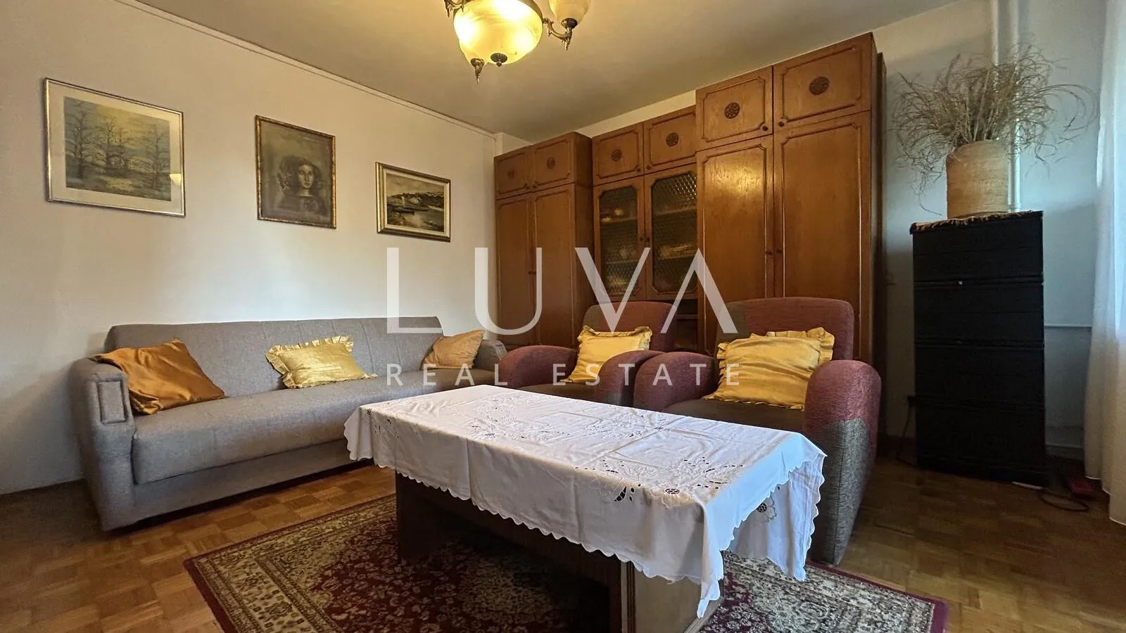 Zagreb, Špansko, Kukuljevićev Trg, trosoban stan 80m2, prodaja - cover