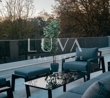 Remete, luksuzan 4s penthouse 165m2 + 2VPM za najam - Zagreb