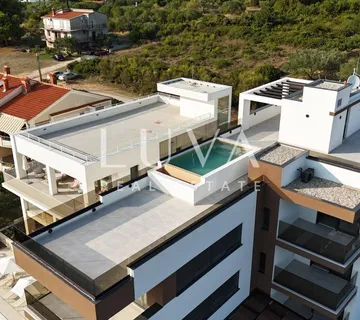 Zadar, Kožino, luksuzan stan s bazenom u novogradnji na prodaju - Kožino, Zadar