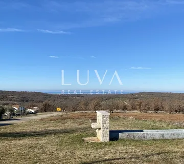 Istra, Buje, građevinsko zemljište 3906 m2 za gradnju vile na prodaju - Kršete, Buje