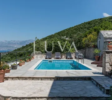 Dol, Brač, kamena kuća s pogledom na more na prodaju - Dol, Postira