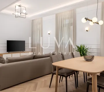 Opatija, strogi centar, luksuzan stan 91,67 m2 na prodaju