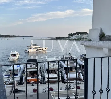 Istra, Poreč, jednosoban stan s predivnim pogledom, 48 m2