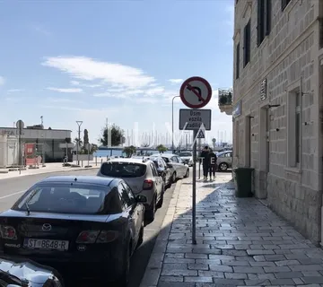 Split, poslovni prostor na zapadnoj obali