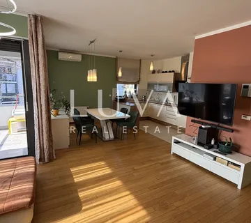 Zagreb, Petrova, prostrani 4S stan s 2 GPM, 120 m²