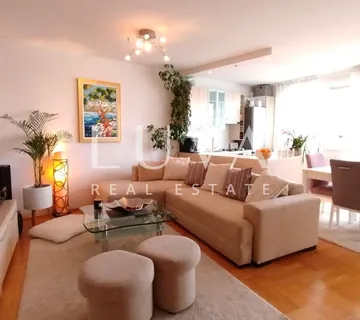 Veliko Polje, 4-soban stan 109,61m2, s garažom, prodaja - cover