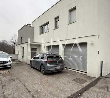 Zagreb, Gornje Vrapče, kuća na 4 etaže s bazenom, 490 m2 - cover