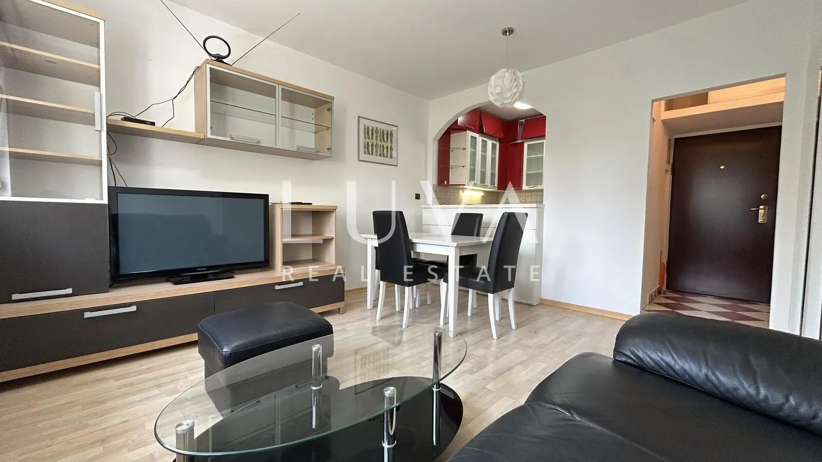 Zagreb, Voltino, dvosoban stan 36m2, najam - cover