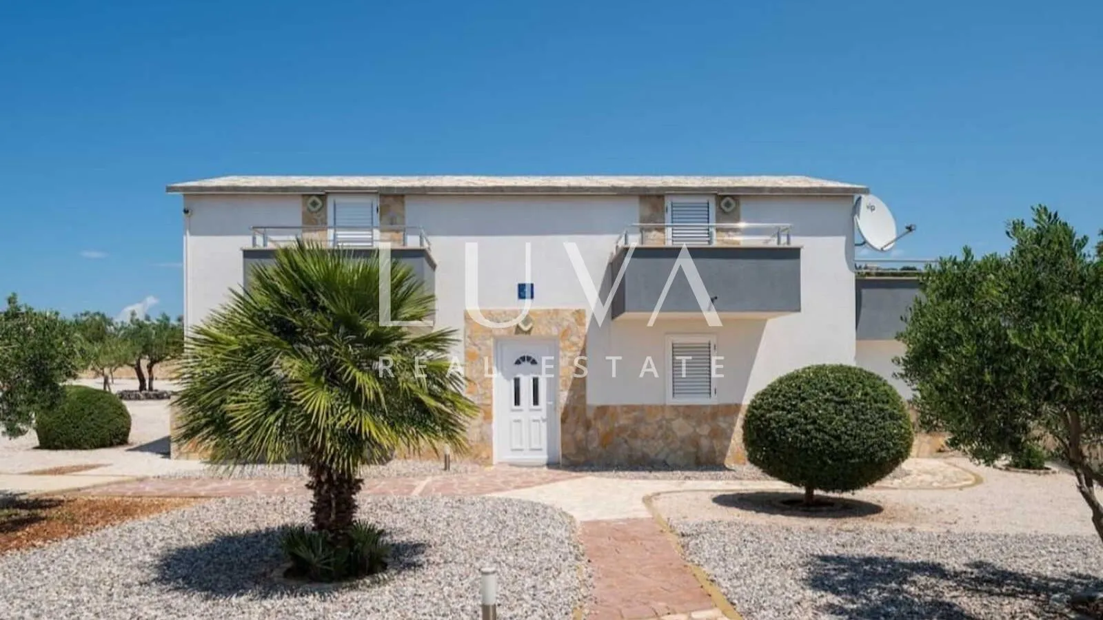 Brač, Milna, luksuzna kuća na posjedu od 10.000 m2 na prodaju - cover