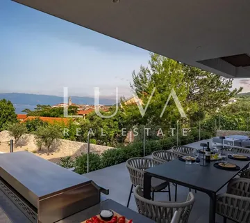 Vrbnik, Krk, vila blizu mora za dugoročni najam - cover