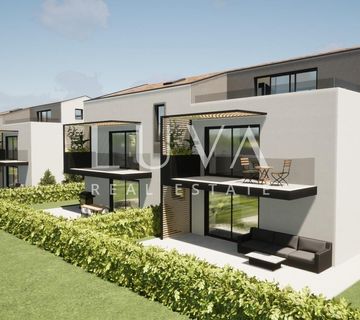 Poreč, penthouse s pogledom na more u novogradnji - cover