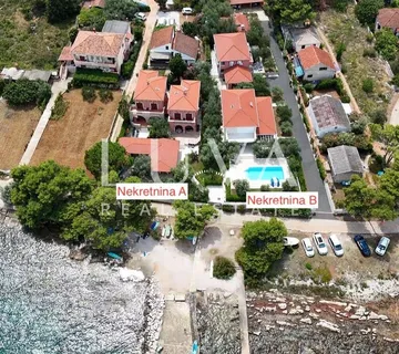 Ugljan, prvi red do mora, luksuzno obiteljsko imanje na zemljistu 2800 m2 - cover