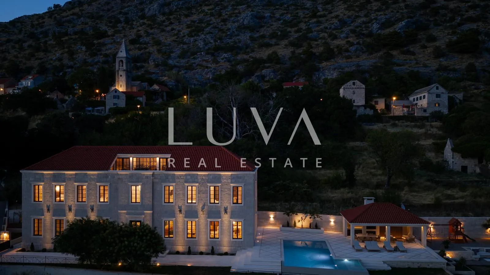 Podstrana, Split, luksuzna vila s bazenom za dugoročni najam - cover