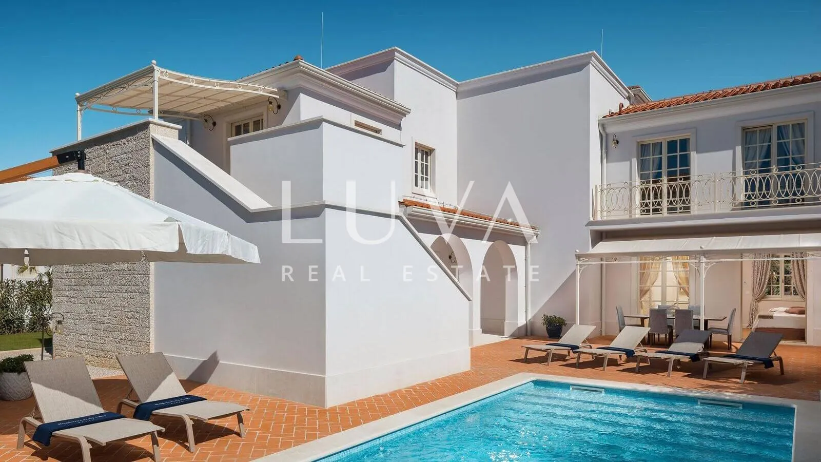 Luksuzna vila s bazenom na prodaju, Poreč, Istra - cover