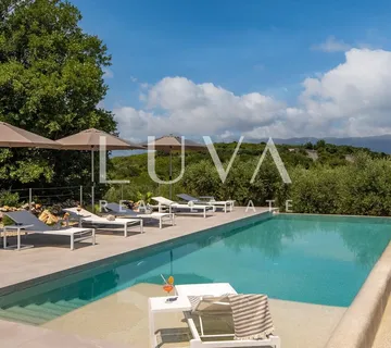 Vrbnik, Krk, vila s bazenom za dugoročni najam - cover