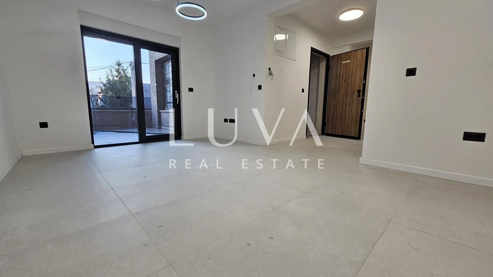 Zagreb, Trešnjevka, poslovni prostor 300m2 za najam - cover