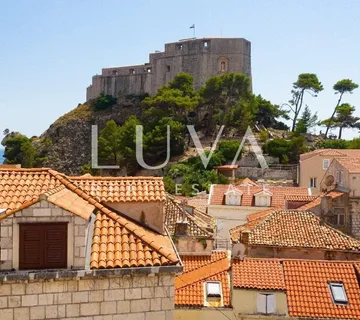 Dubrovnik, centar, kamena kuća za najam - cover